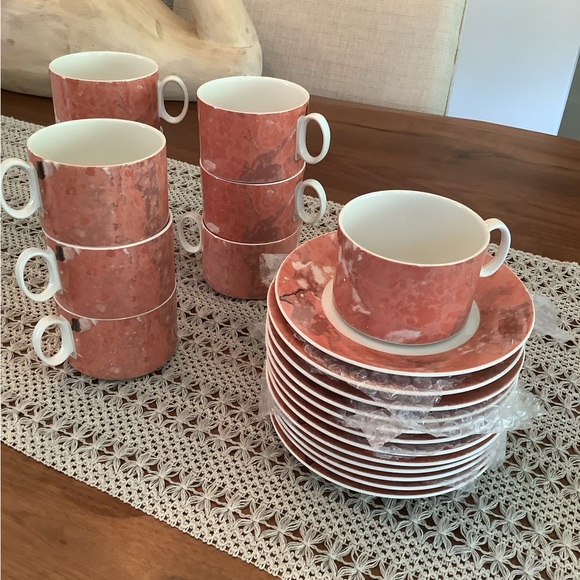 Villeroy and Boch assorted dinner pieces priced individually - Picture 3 of 13